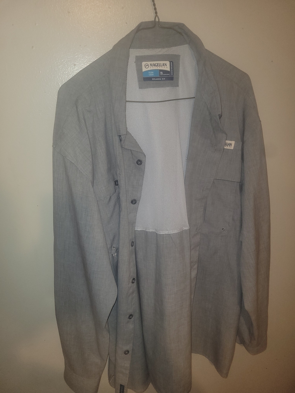 Magellan Outdoors Men's Light Gray Breathable Button Shirt Jacket